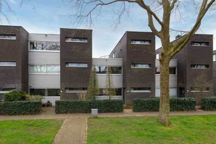 Ruim Herenhuis 4 slaapkamers Dakterras Tuin 172m² Energiezuinig