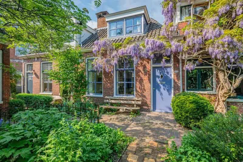 Huis Te Koop , 11, Kleine Sophiastraat, Groningen, Groningen