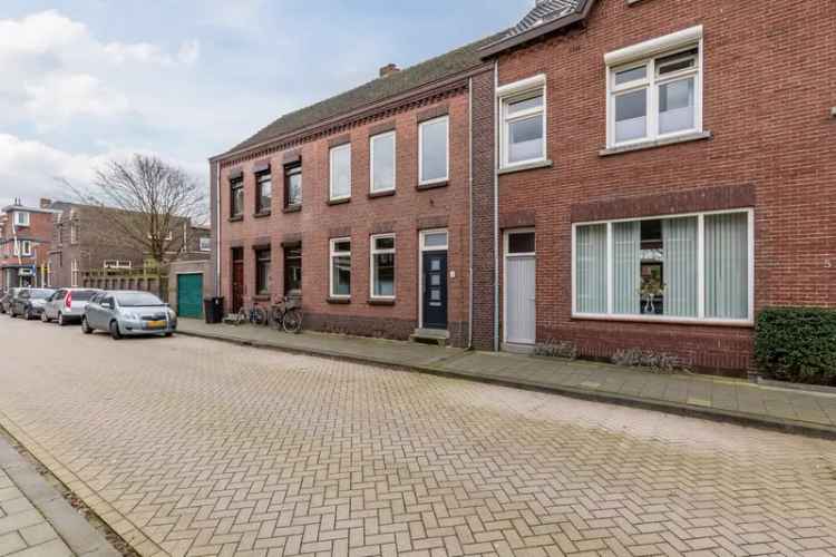 Eengezinswoning Te Koop in 3, Schenck van Nijdeggenstraat, Venlo, Limburg