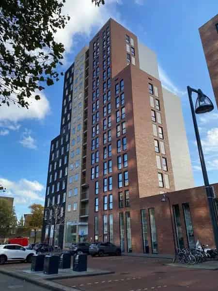 Luxe 3-kamerappartement Leiden: Panoramisch Uitzicht en Modern Comfort