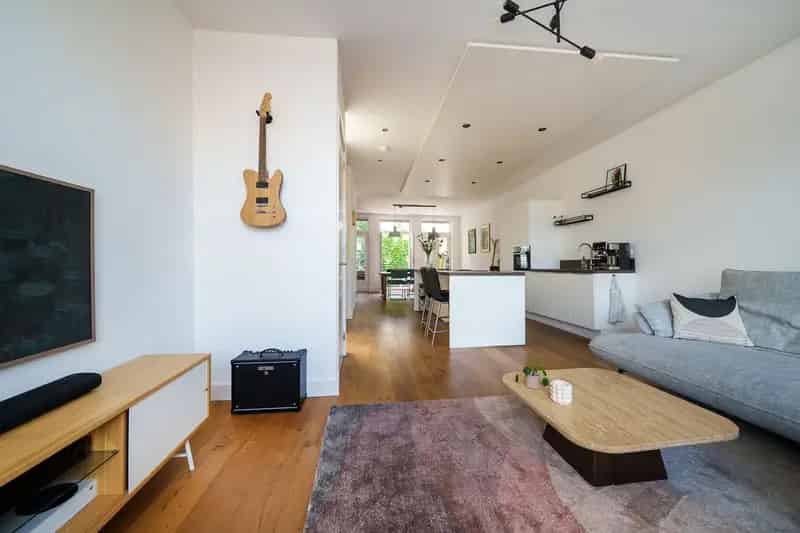 Appartement Rotterdam Zwart Janstraat 3 slaapkamers 2 Balkons