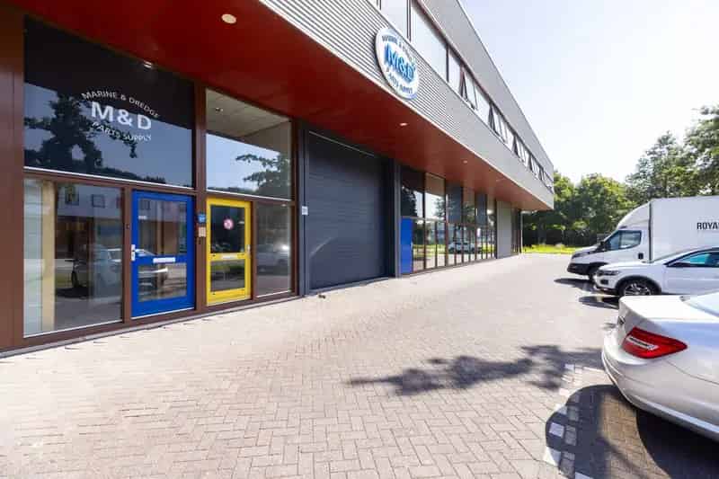 Kantoorruimte te huur Hoogvliet 160m2 nabij A15