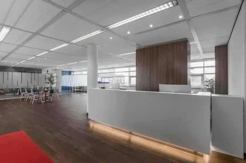 Kantoorruimte Heerlen: modern en ruim voor 10-15 personen