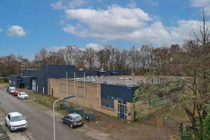 Bedrijfshal Enschede te Huur 2255m2 Havengebied