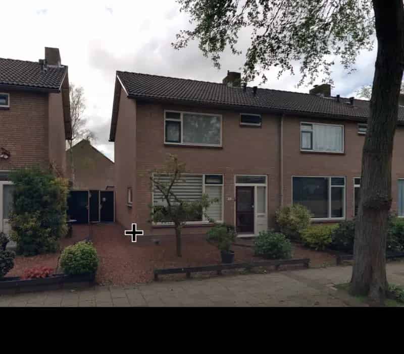 Huis Te Huur , 70, Pastoor van Muijenweg, Heiloo, Noord-Holland