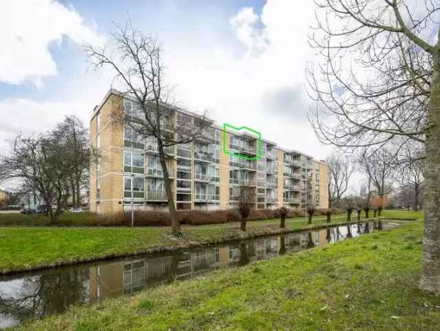 Ruim 3-kamerappartement Badhoevedorp - Vrij uitzicht en 2 balkons