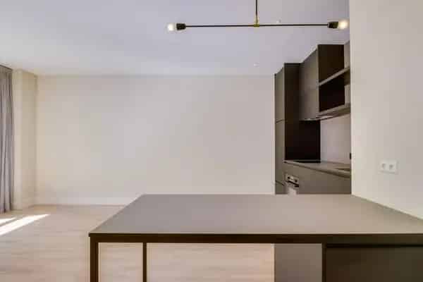Luxe Appartement Utrecht Maliebaan te huur