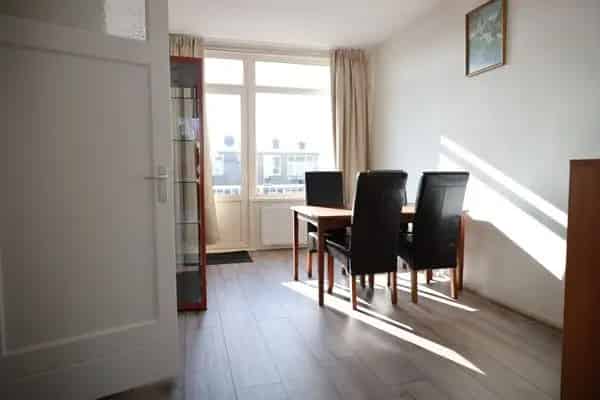 Gemeubileerd 4-kamerappartement tijdelijke bewoning