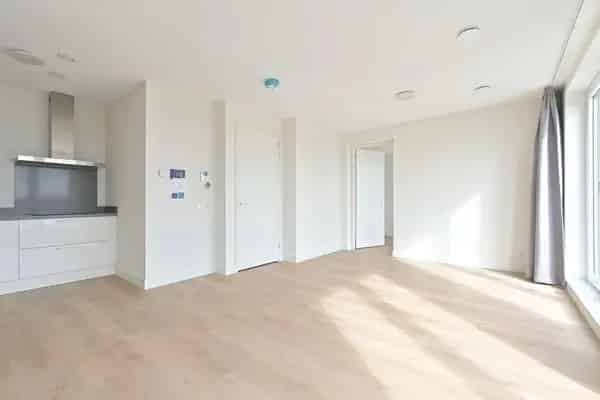 2 Kamer Appartement Nabij Winkelcentrum Julianabaan