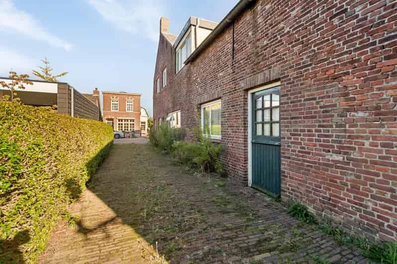Vrijstaande XXL Kluswoning met Veel Mogelijkheden
