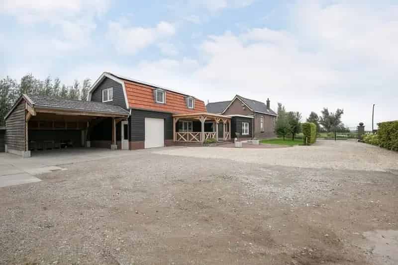 Bedrijfslocatie Zegveld: Loods 378m2 Kantoor 101m2 Nieuwe Woning 141m2