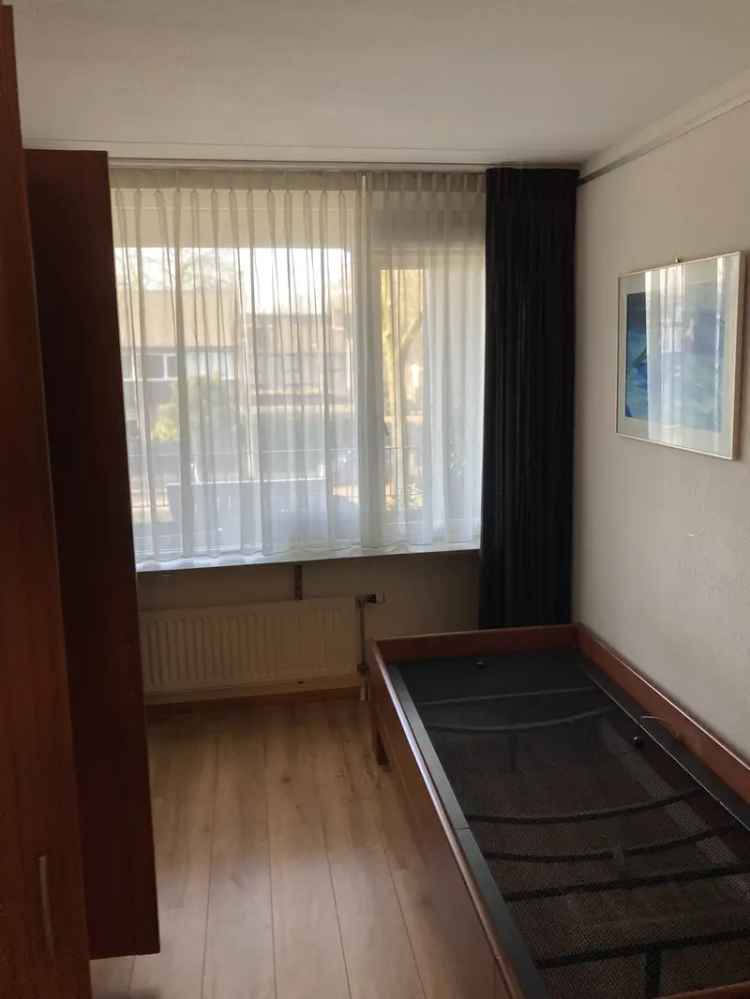 Appartement Te Huur in 66, Academielaan, Tilburg, Noord-Brabant