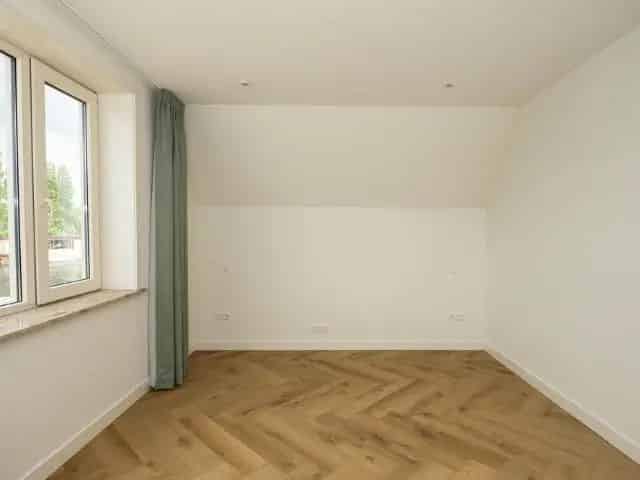 Te huur: Luxe vrijstaande woning aan het water in Badhoevedorp