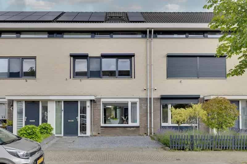 4 Slaapkamers Tussenwoning Venlo Zuid Gerenoveerd Energielabel A
