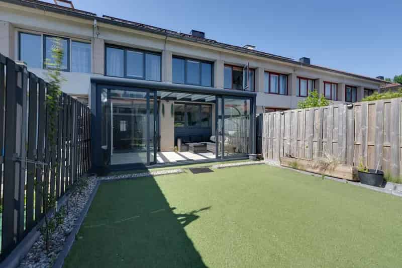 Moderne Tussenwoning 4 Slaapkamers Almere Danswijk
