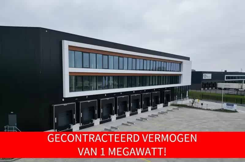 Bedrijfshal Prinsenbeek 5423m2 te huur
