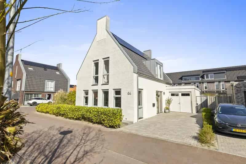 Vrijstaande woning Willem Alexanderhof 4 slaapkamers luxe keuken
