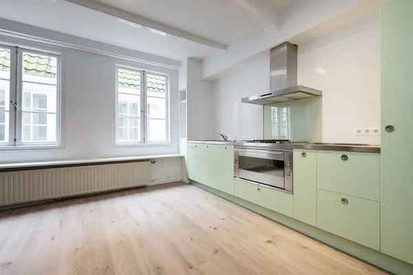 Te Huur: 3 Kamer Appartement Jordaan Amsterdam Rijksmonument 95m2