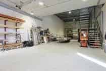 Bedrijfsruimte 321m² te huur Schagen - Airco, Zonnepanelen, Buitenterrein