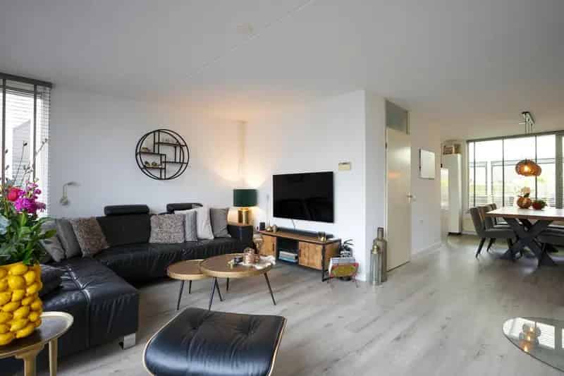 Moderne 2-onder-1-kapwoning Gulpen 4 slaapkamers garage tuin