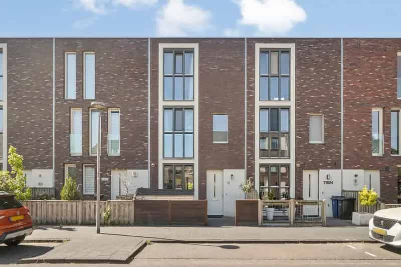 Ruime Tussenwoning 3 Slaapkamers Homeruskwartier Almere