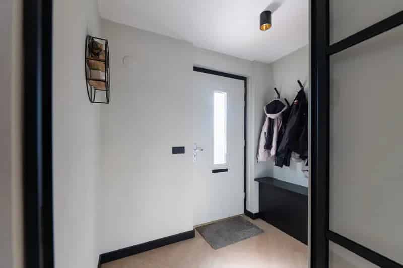 Moderne Tussenwoning Venlo Blerick Garage Zonnepanelen Tuin