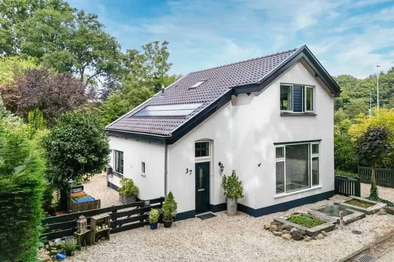Vrijstaande woning te koop Maarn 105m2 1030m2 perceel Bosrijke omgeving