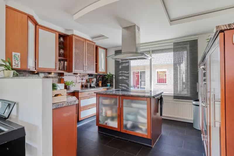 Vrijstaande woning Wernhoutsburg: 2 slaapkamers, badkamer begane grond