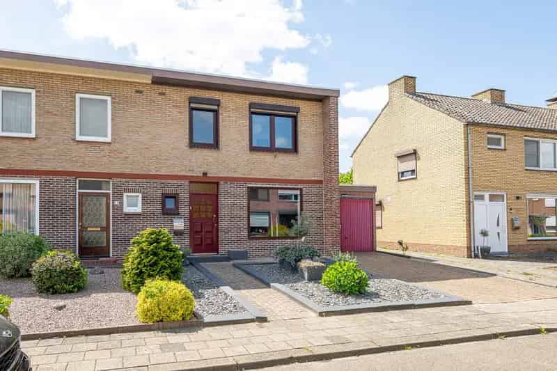3 Slaapkamers Een gezinswoning Munstergeleen