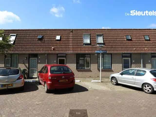 3 Slaapkamers Eengezinswoning Leiden Rustige Straat Nabij Winkels