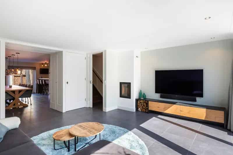Ruime Gemoderniseerde Drive In Woning Noordwijk 187m2
