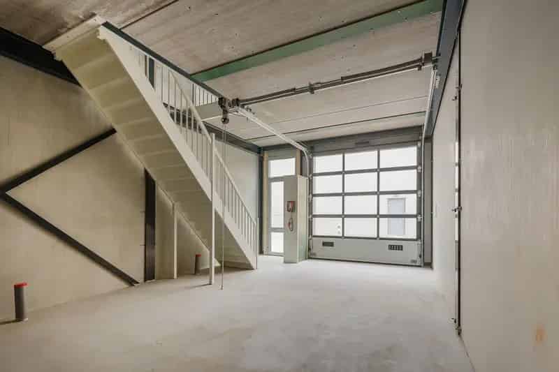 Bedrijfshal Weesp | Zoek bedrijfshallen te koop: Hogeweyselaan 201-U 1382 JL Weesp 