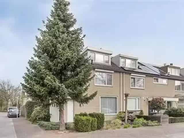 Tussenwoning Eindhoven Grasrijk 3 slaapkamers 105m2