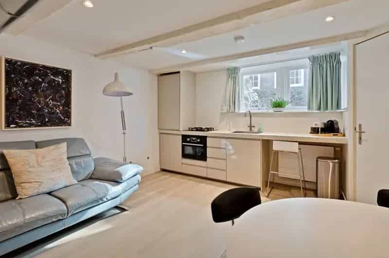 Appartement te koop Amsterdam Centrum: Dubbel bovenhuis met studio