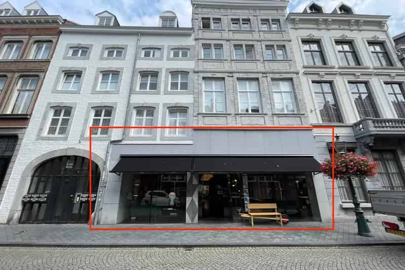 Winkelruimte te huur Maastricht Rechtstraat 299m²