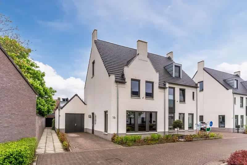 Droomwoning Dijkstraten: 3 slaapkamers, moderne keuken, zonnige tuin
