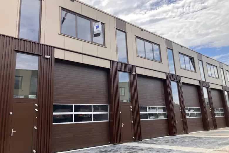 144 m2 bedrijfsruimte te koop in Utrecht