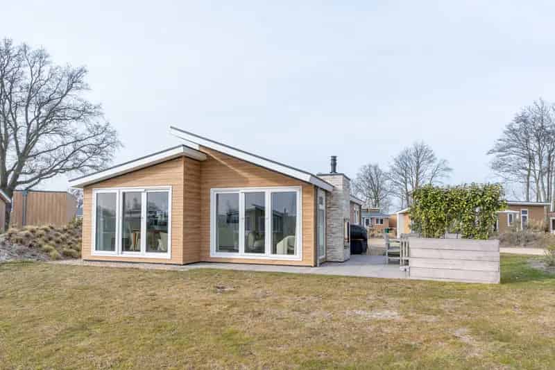 Luxe Chalet Burgh-Haamstede 6 Personen 70m2