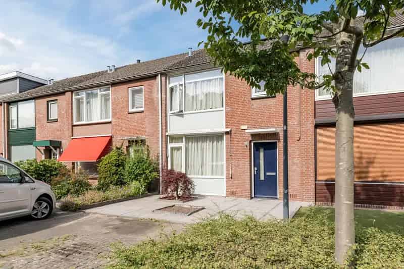 Ruime eengezinswoning Breda 4 5 slaapkamers energielabel A zonnepanelen