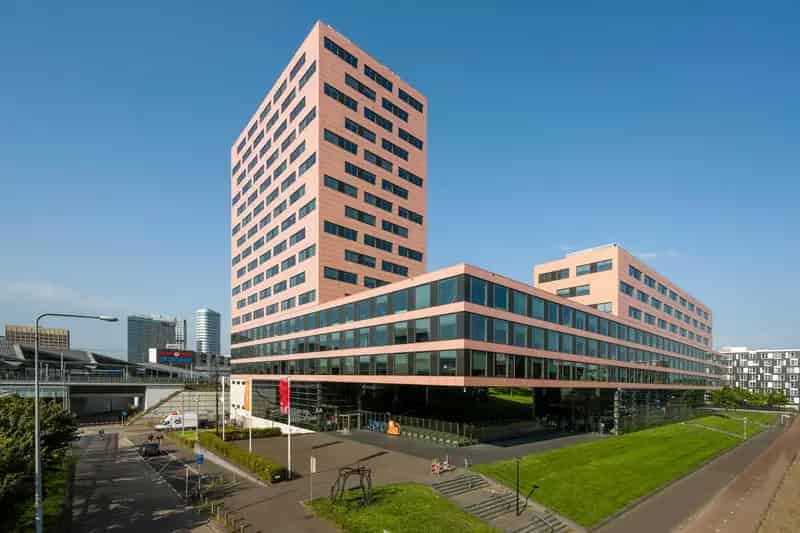 Kantoorruimte te huur Amsterdam Zuidoost Bijlmer Arena 12000m2