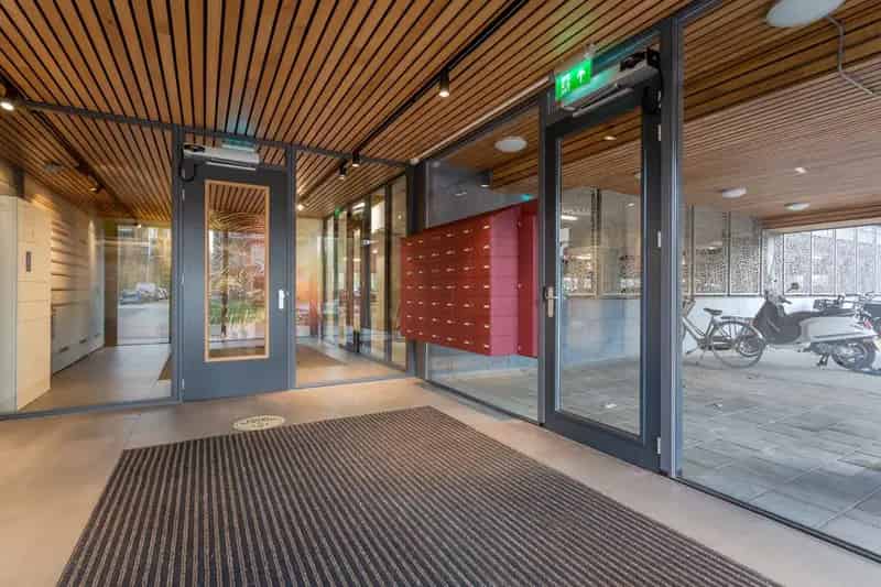 Ruim 3 Kamer Appartement 93m2 Amstelveen Balkon Terras Parkeerplaats