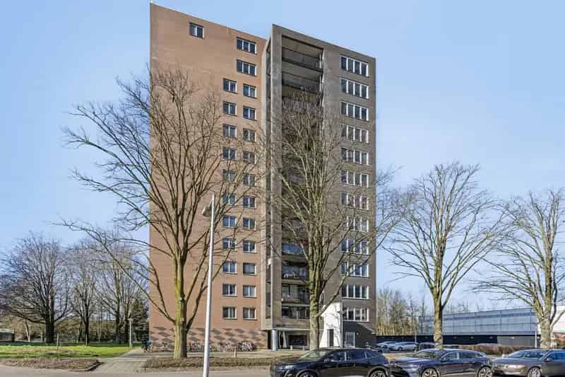 Ruim appartement Amsterdam met eigen parkeerplaats