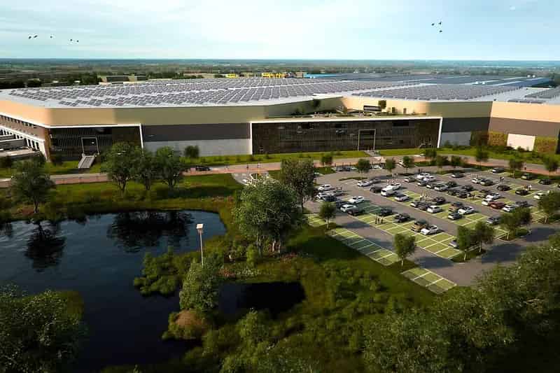 Bedrijfshal te huur Tiel 67481m2 15MVA duurzaam