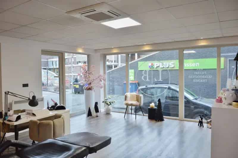Commerciële Ruimte te Huur Heerlerheide 65m²