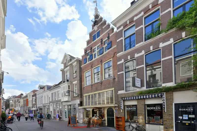 Winkelruimte Deventer met Bedrijfswoning