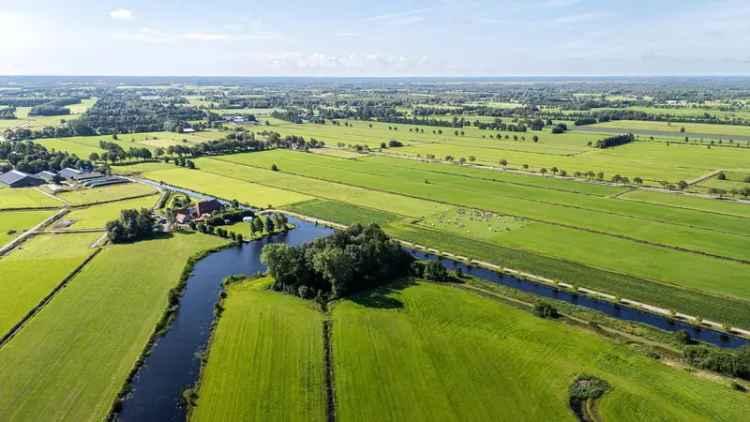 Unieke 1723 Woning Gorredijk 4055m2 Perceel Aan Vaarwater