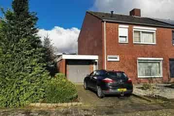 Te Huur 4 Kamer Woning Baexem