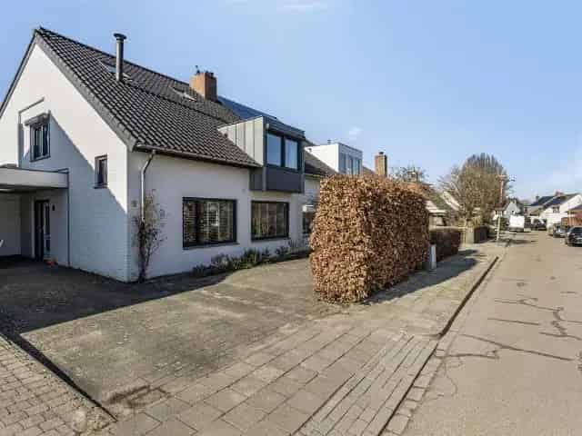 Ruime gezinswoning Cadier en Keer 4 slaapkamers
