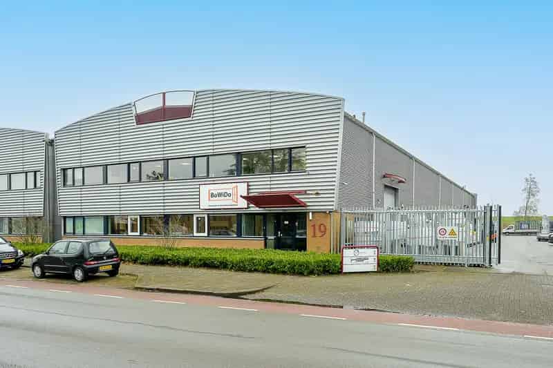 Bedrijfshal Dordrecht te huur Bunsenstraat