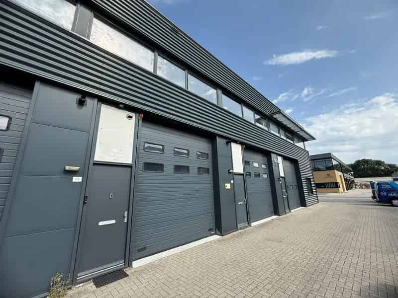 Bedrijfshal te koop Zoetermeer 160m²  Industrieweg